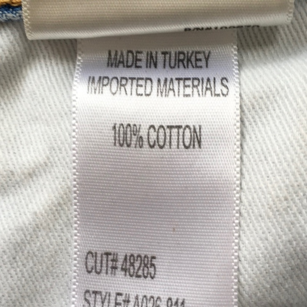 AGOLDE Parker Cut-Off Shorts - Picture 9 of 10